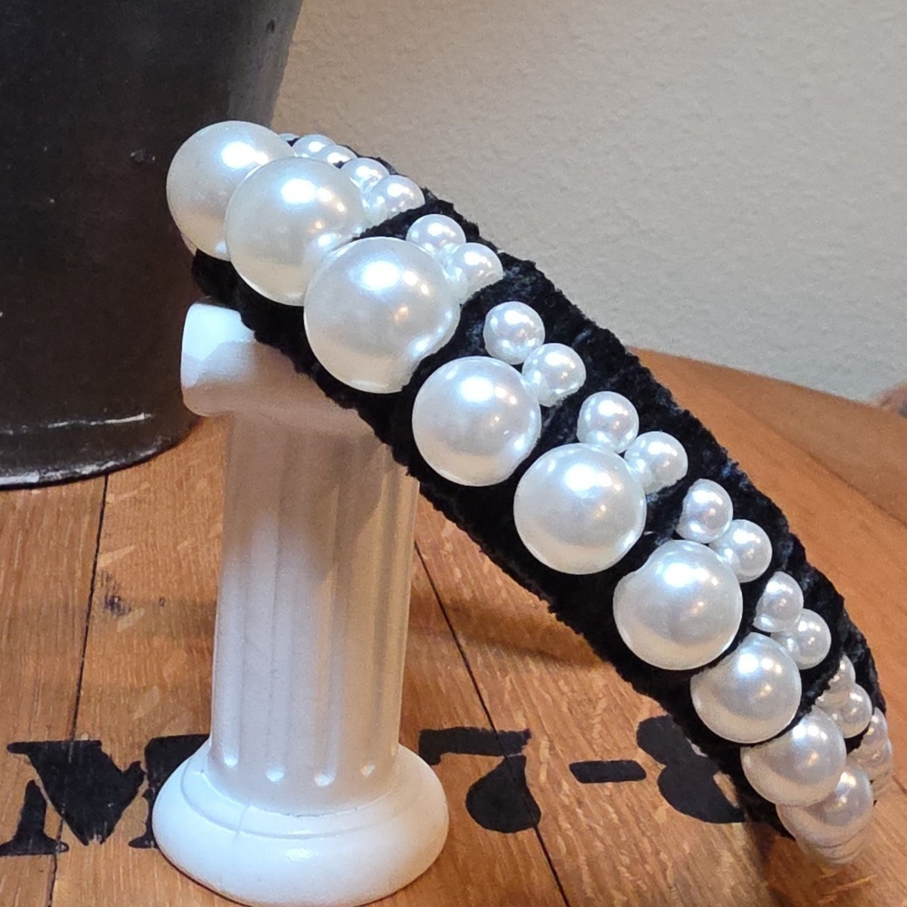 ZARA Elegant Pearl-Embellished Black Velvet Headband Cocktail Holiday | NWOT